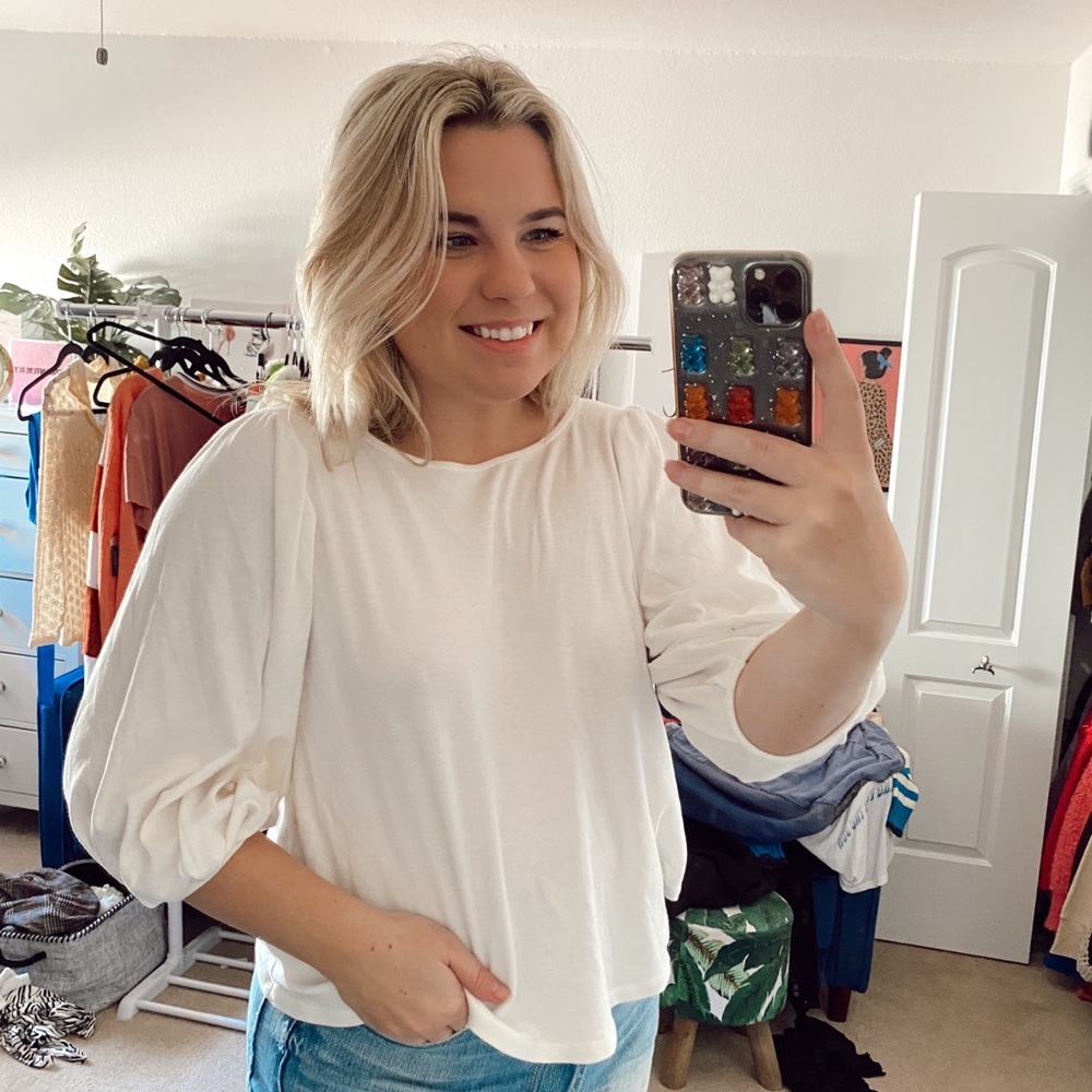 SALE!! Anthropologie white puff sleeve blouse ☆ 3 for $15☆